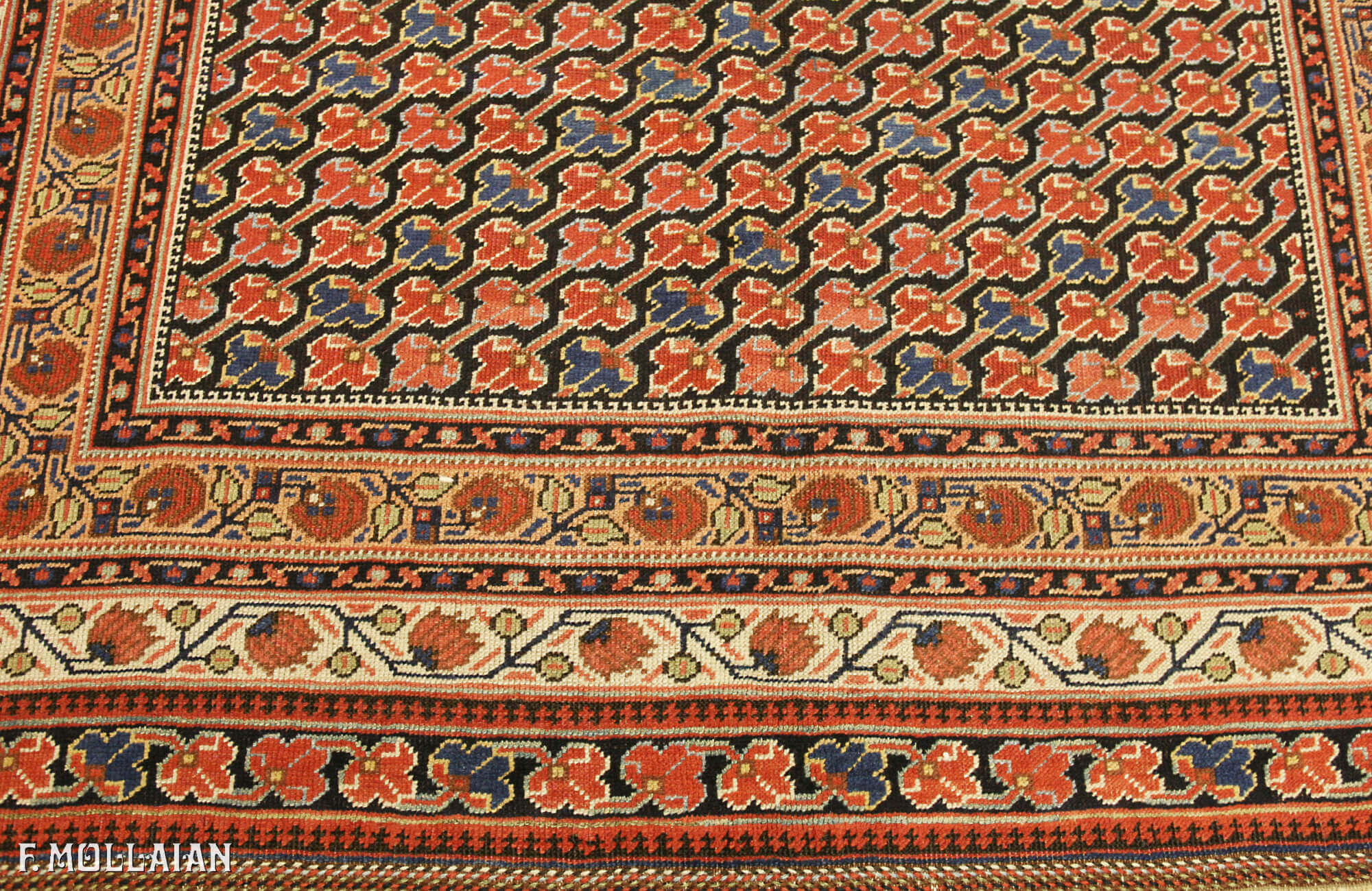 Antique Persian Khamse Rug n°:62031888